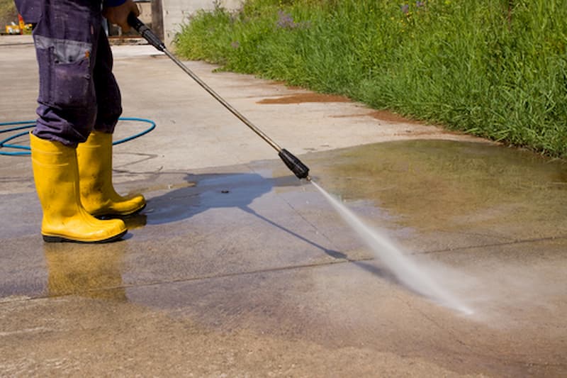 Lakeside pressure washing